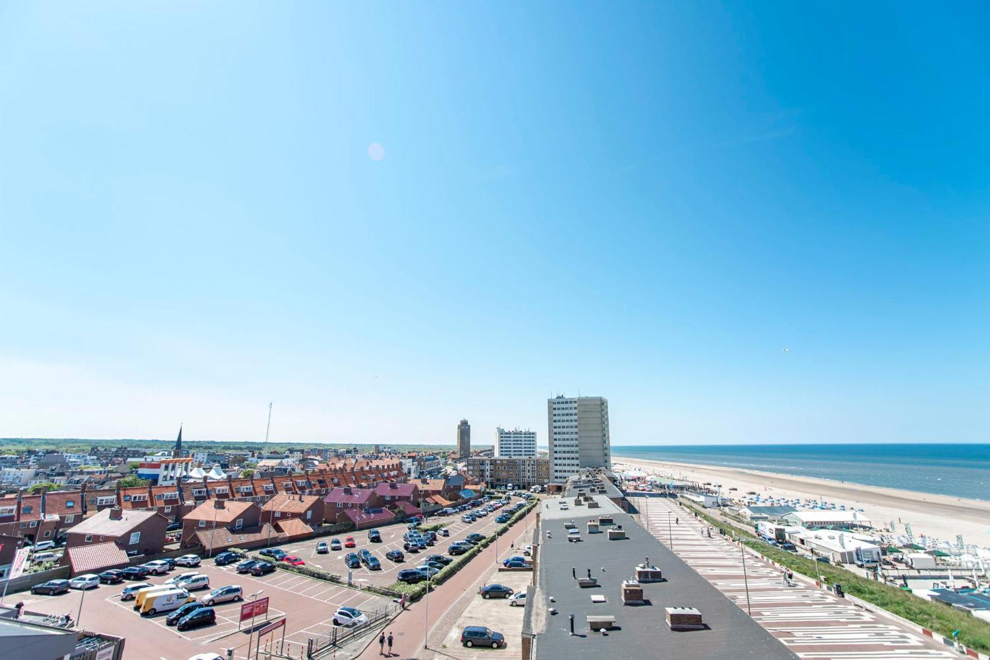 Studio Tara At The Beach With Private Parking Zandvoort Exterior photo